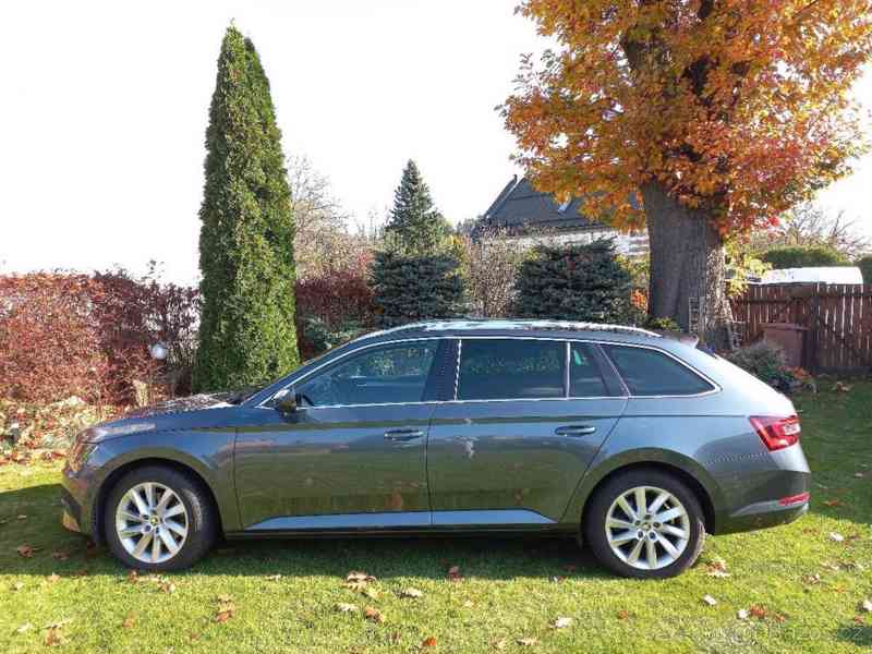 Škoda Superb 2,0 TDI 110kW Style Combi  Škoda Superb 3 combi - foto 2