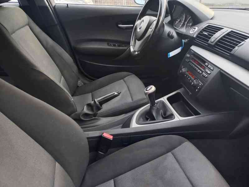 BMW 116i E87 1.6 16V 85Kw RV.2006 - NOVÁ STK  - foto 6