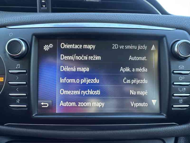 Toyota Yaris 1.5 Hybrid 74kW/navi/Kamera - foto 32