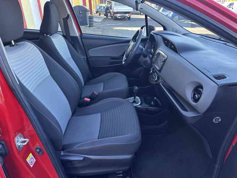 Toyota Yaris 1.5 Hybrid 74kW/navi/Kamera - foto 19