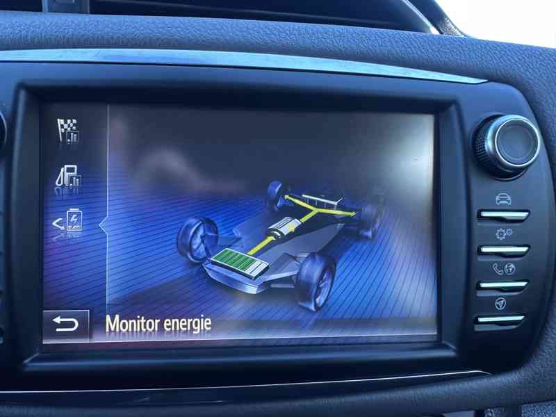 Toyota Yaris 1.5 Hybrid 74kW/navi/Kamera - foto 26
