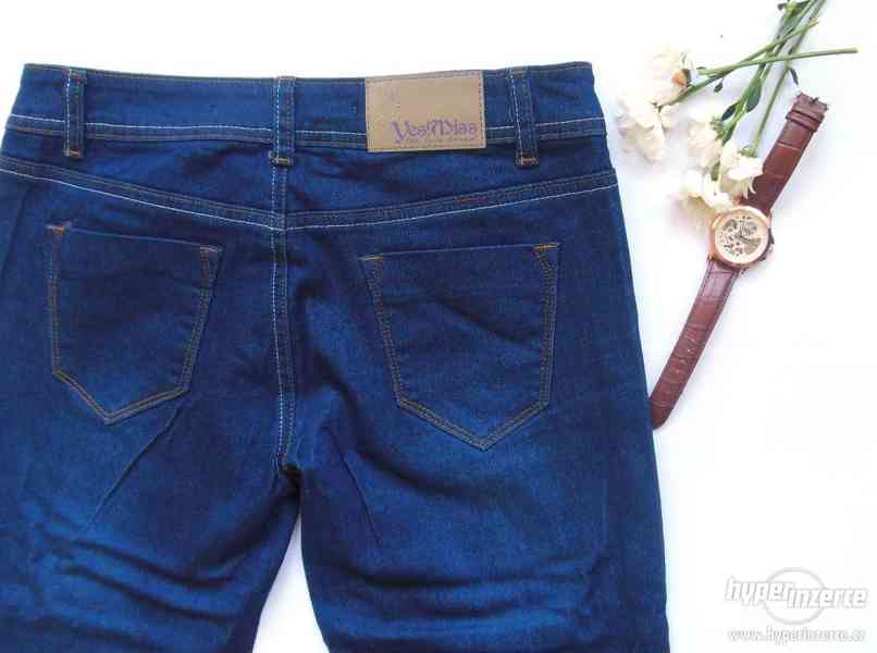 Klasické džíny od italské značky Yes!Miss - foto 4