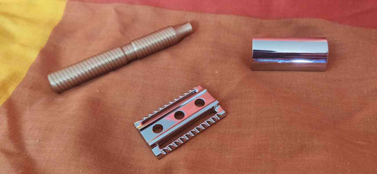 holící strojek Yaqi 88mm mosaz a hlava Yaqi R89 - foto 6