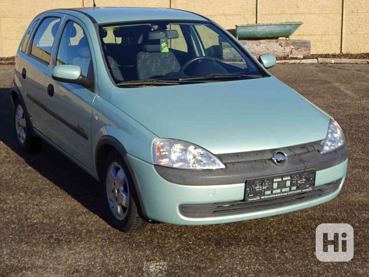Opel Corsa 1.2i r.v.2001 (stk:1/2024) - foto 1