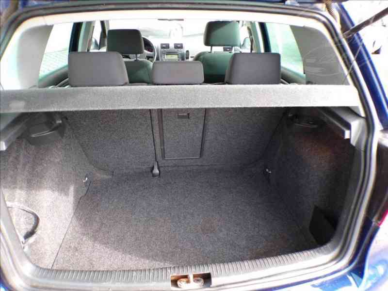 VW Golf 2,0 FSI XENONY,COMFORT - foto 9