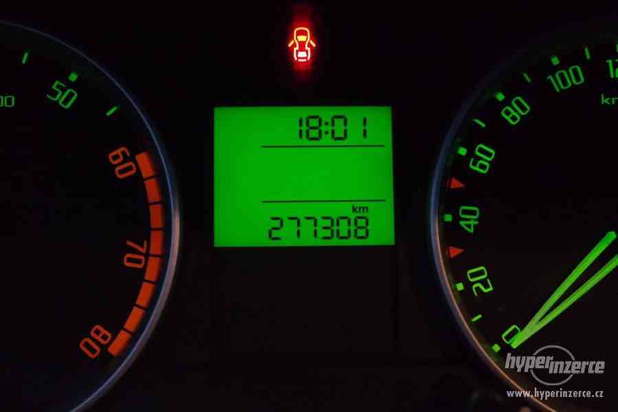 Škoda Fabia 2 1.4 16V - foto 5