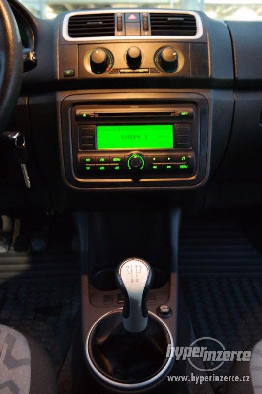 Škoda Fabia 2 1.4 16V - foto 6