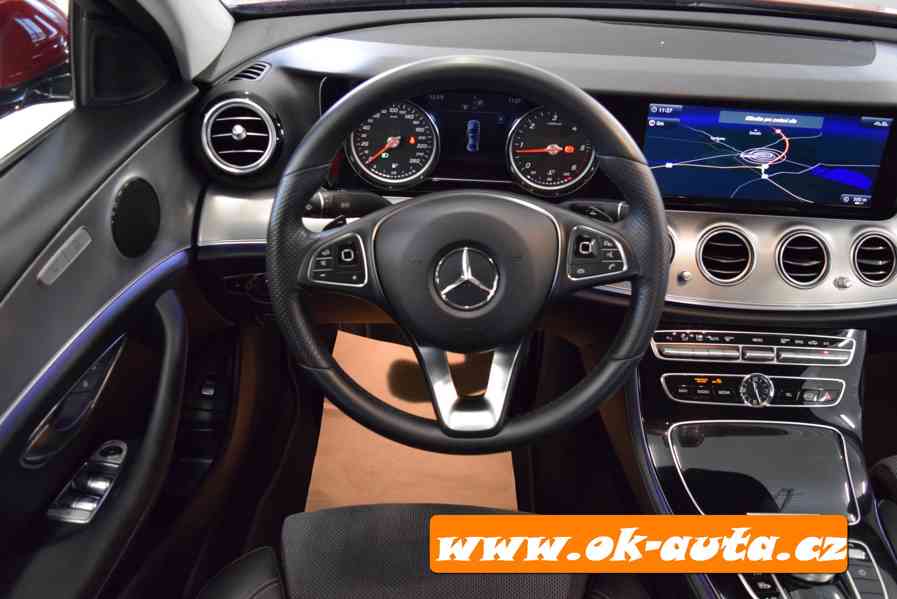 Mercedes-Benz Třídy E 2.0 D 88 000 KM PRAV.SER.MERCEDES 2018 - foto 11