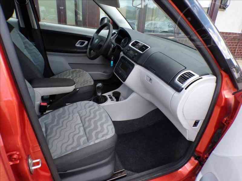 Škoda Fabia 1,2 12V 51KW DIGI.KLIMA-HNED ODJÍŽDÍTE - foto 12