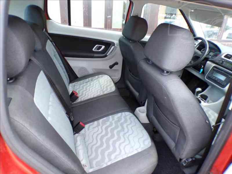 Škoda Fabia 1,2 12V 51KW DIGI.KLIMA-HNED ODJÍŽDÍTE - foto 11