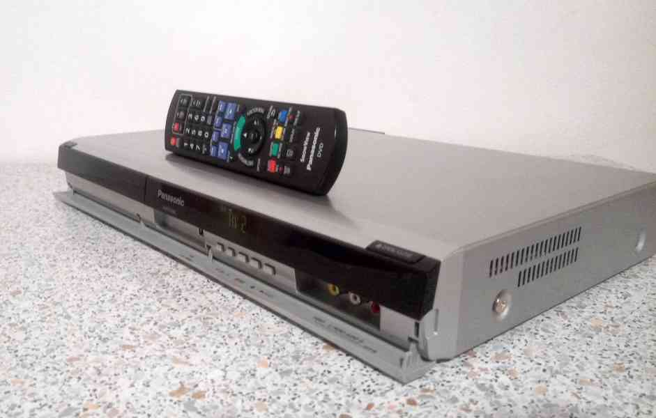 HDD/DVD rekodér Panasonic DMR-EX96 - 320GB HDD - foto 3
