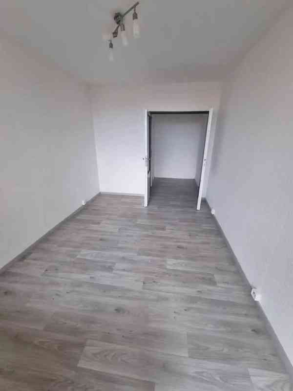 Pronájem bytu 3+kk 63 m² - foto 5