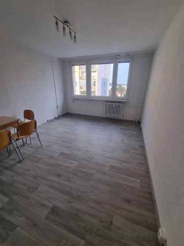 Pronájem bytu 3+kk 63 m² - foto 4