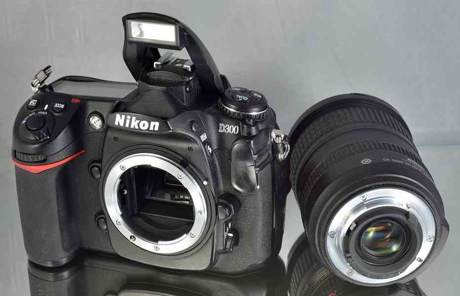 Nikon D300 + AF-S 18-200mm  VR ** 13000 Exp. - foto 5