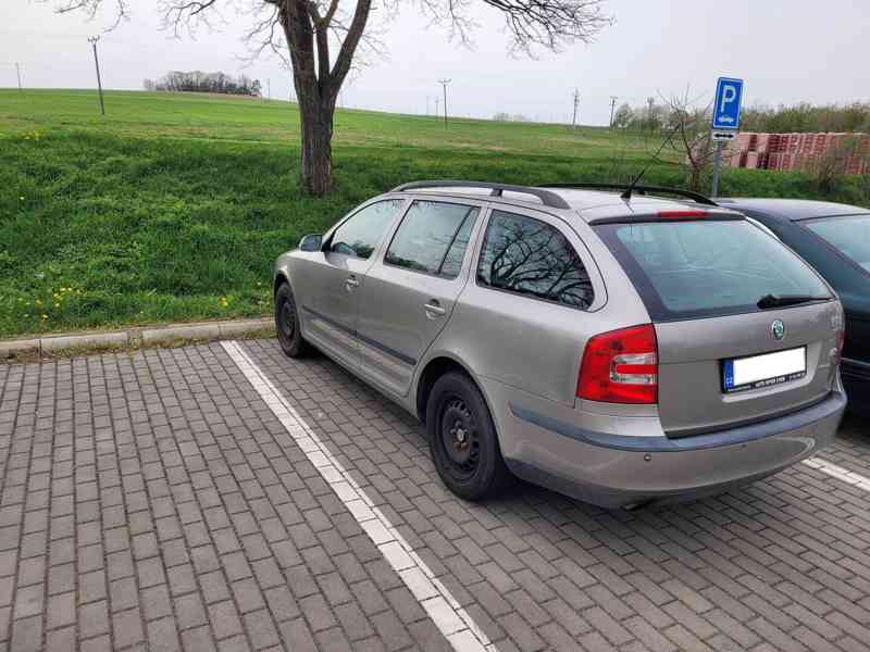 Škoda Octavia 1.6 MPI automat - foto 3