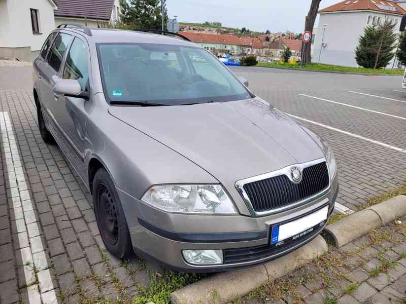 Škoda Octavia 1.6 MPI automat - foto 2