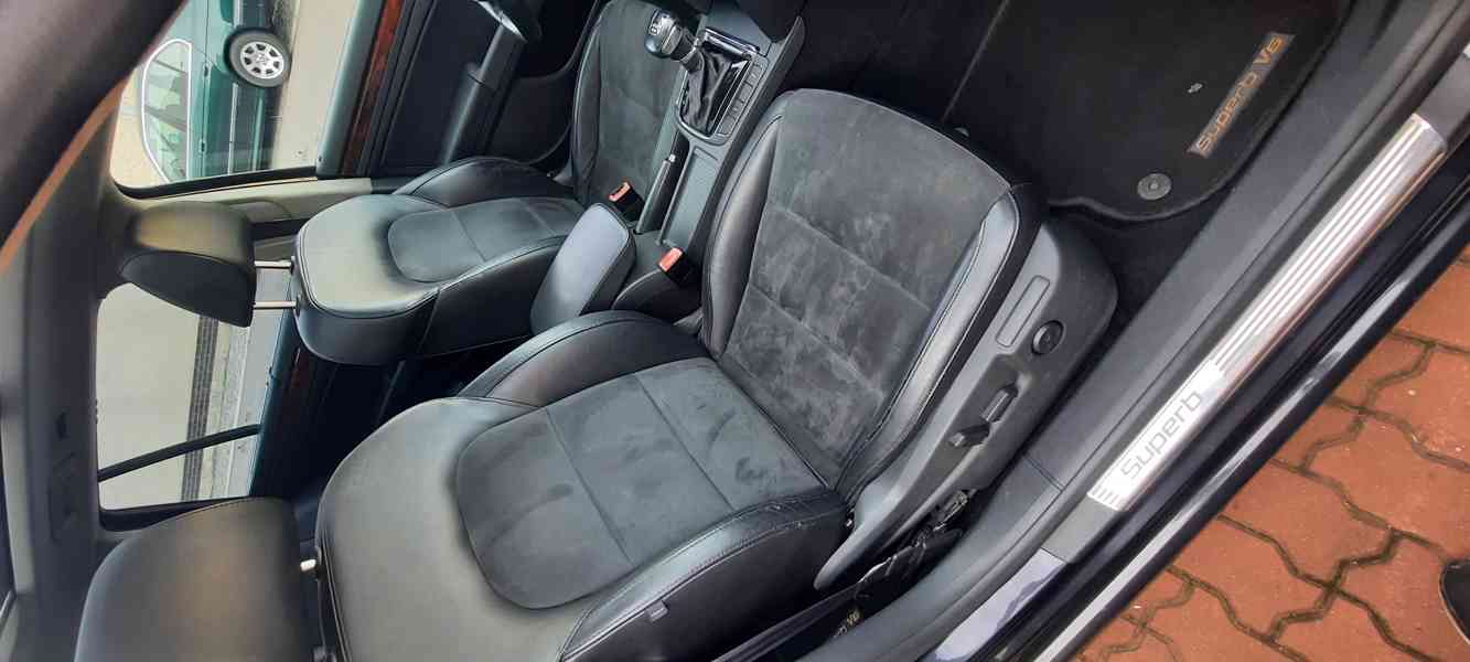 Škoda Superb II kombi 3,6i 4X4 na ND nebo opravu - foto 12