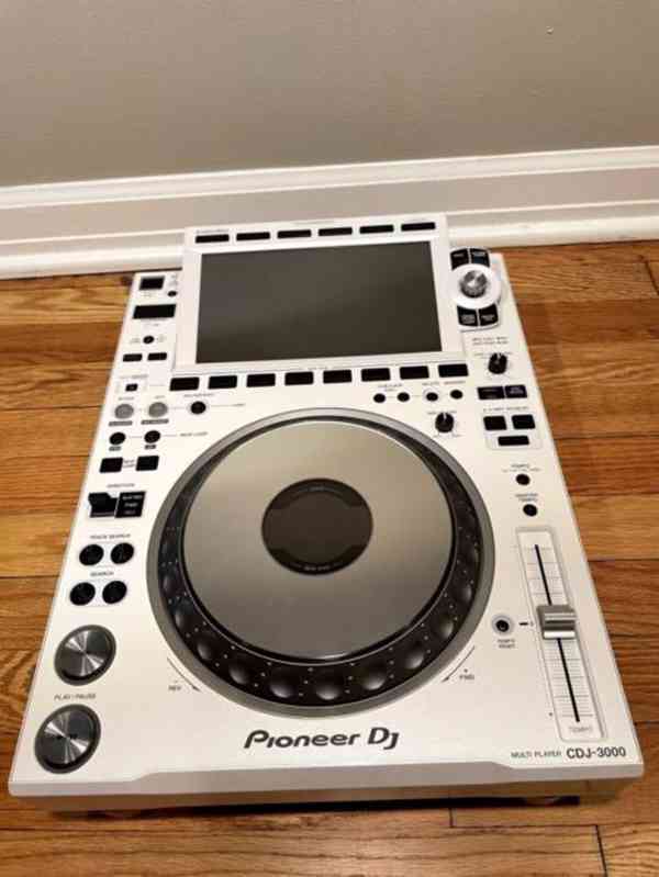 Pioneer DJ CDJ-3000-W, Pioneer CDJ-Tour1, Pioneer DJM-V10-LF - foto 3