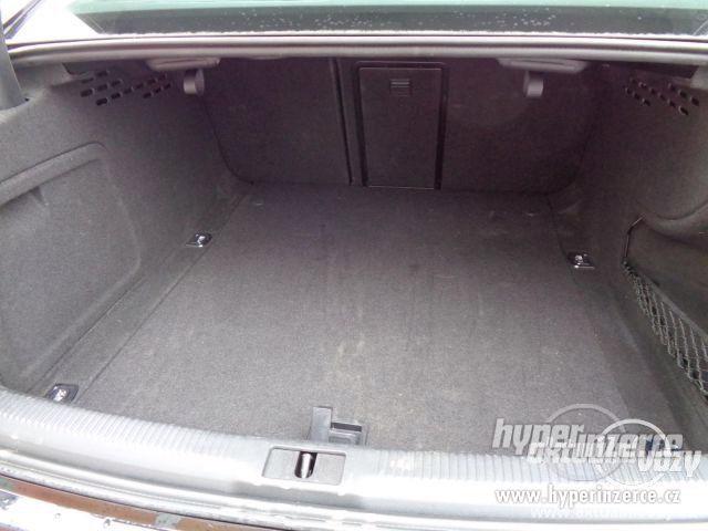 Audi A4 2.0, nafta, automat, r.v. 2015, navigace, kůže - foto 4