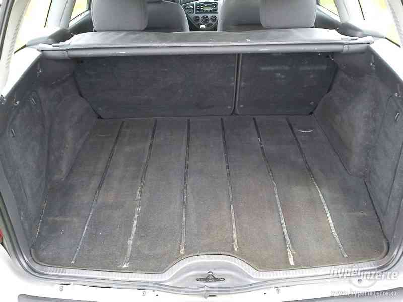Ford Focus kombi 1.8TDCi 85kW,klima,serviska,tažné - foto 12