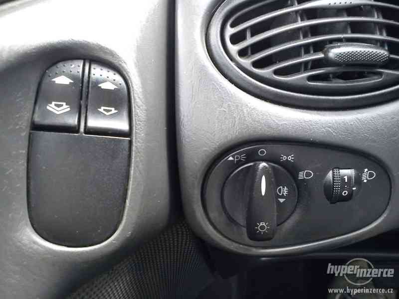 Ford Focus kombi 1.8TDCi 85kW,klima,serviska,tažné - foto 14