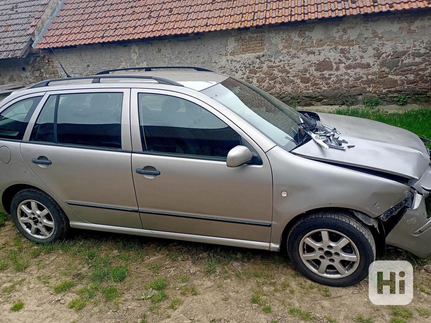 Škoda Fabia I - na náhradní díly - foto 1