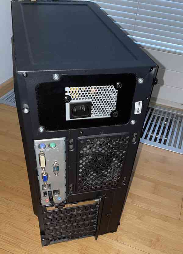 PC herní sada Intel core i7 8GB + monitor ACER 24" - foto 4
