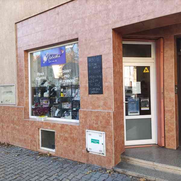 Pronajmu obchod s výlohou na ul. Charbulova 831/30 - foto 8