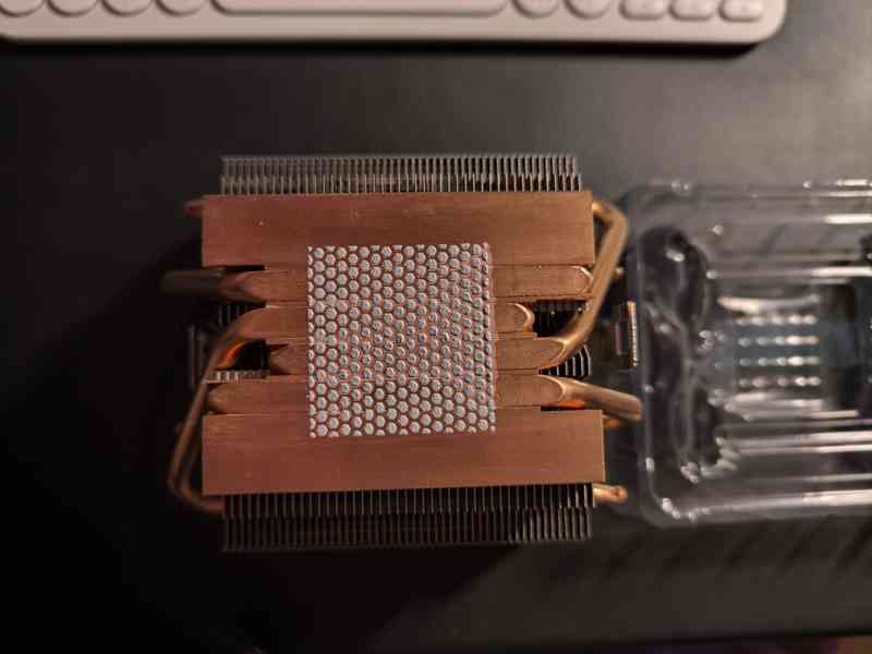 Chladič AMD Write Prism RGB - foto 2