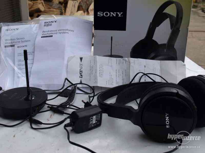 bezdrátová sluchátka Sony - foto 2
