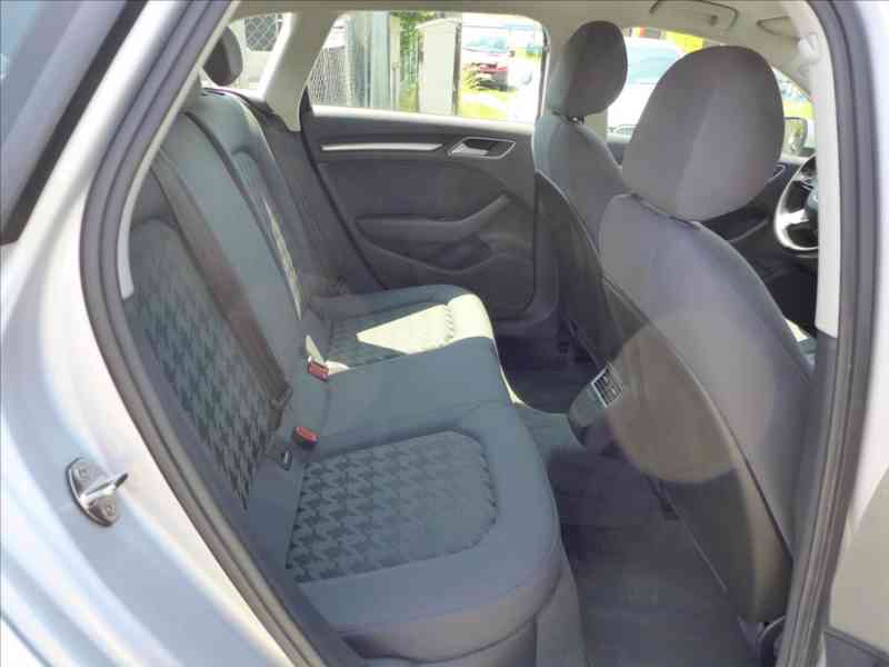 Audi A3 2,0 TDi 110kw NAVI 1.MAJ TOP - foto 9
