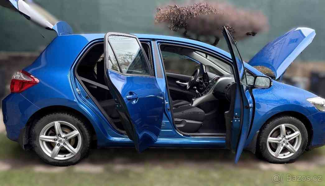 Toyota Auris 1,6   97 kW, původ Česká republika - foto 2