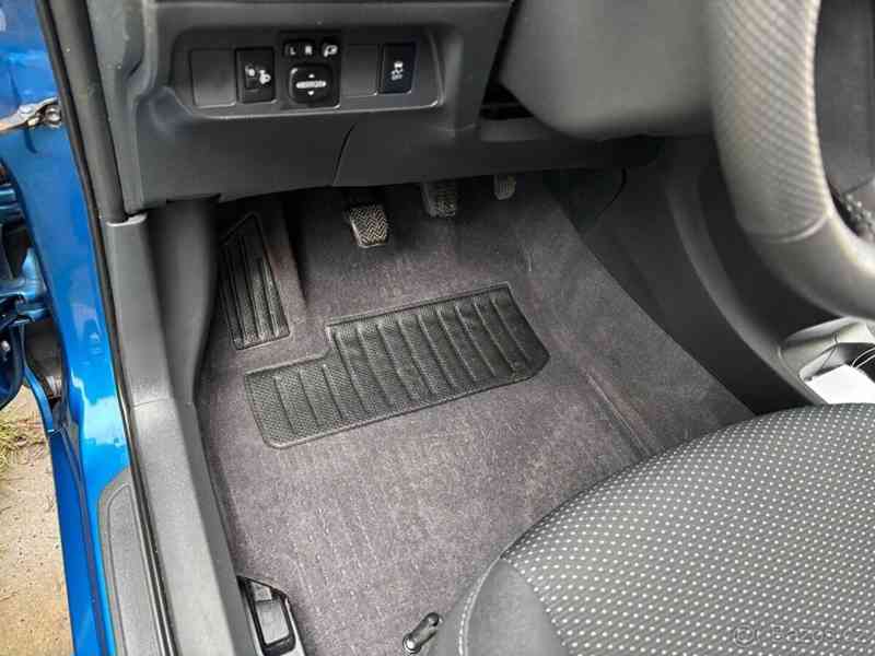 Toyota Auris 1,6   97 kW, původ Česká republika - foto 6