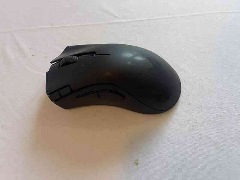 Razer DeathAdder V2 Pro herní myš s krabicí - nefunkční - foto 4