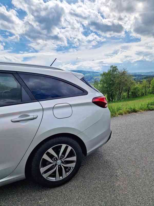 Hyundai i30 1,4   GO - foto 7