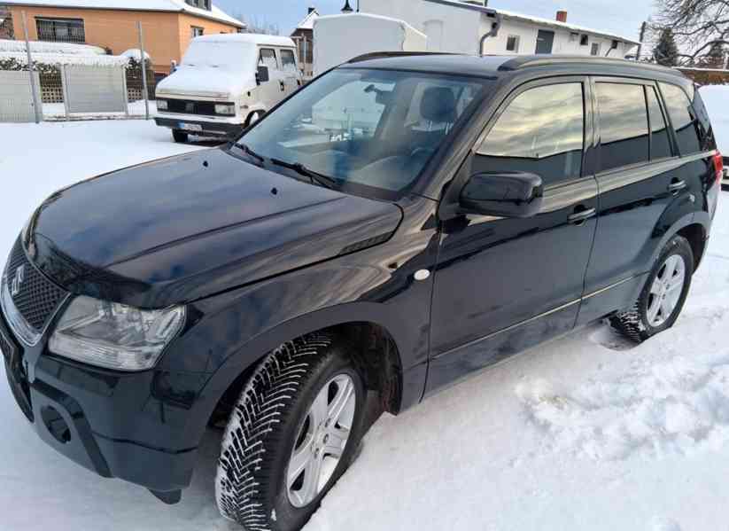Suzuki Grand Vitara 2.0i Comfort+ benzín 103kw - foto 1