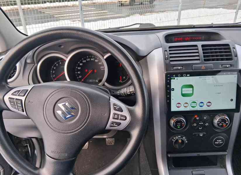 Suzuki Grand Vitara 2.0i Comfort+ benzín 103kw - foto 14