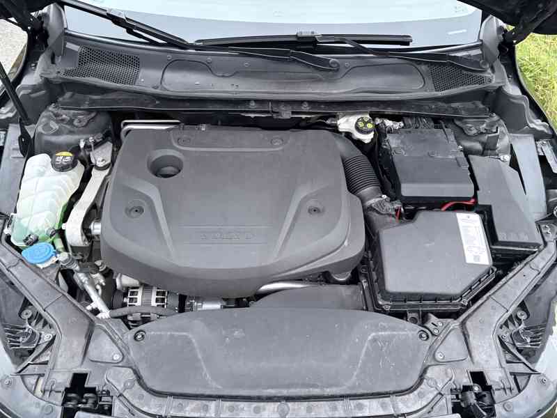 Volvo V40 D2 Momentum 6/2019,80200km - foto 8