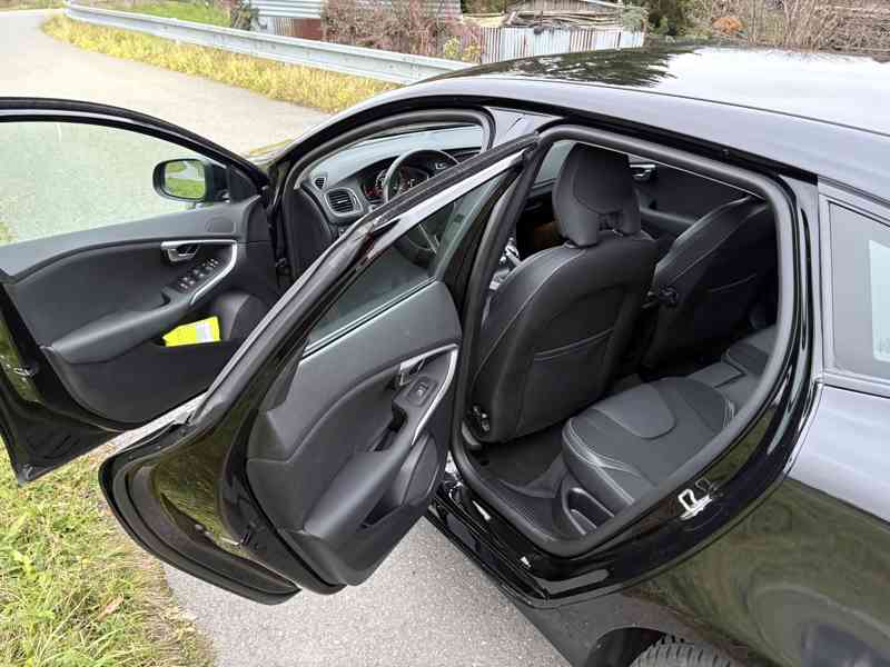 Volvo V40 D2 Momentum 6/2019,80200km - foto 5