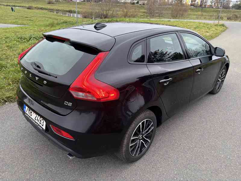 Volvo V40 D2 Momentum 6/2019,80200km - foto 6