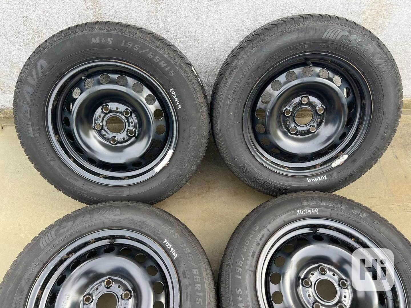 195/65R15 zimní Kia ceed Hyundai I30 6x15 ET46 5x114,3 9,5mm - foto 1