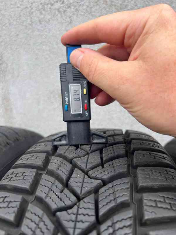 195/65R15 zimní Kia ceed Hyundai I30 6x15 ET46 5x114,3 9,5mm - foto 8