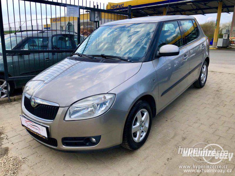 Škoda Fabia 1.6, benzín, automat, RV 2009 - foto 11