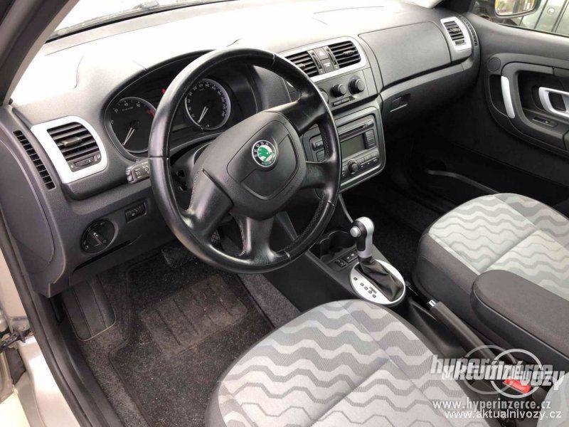 Škoda Fabia 1.6, benzín, automat, RV 2009 - foto 12