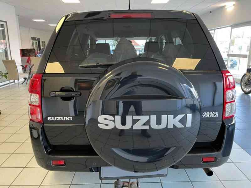 Suzuki Grand Vitara 2.4 Comfort Aut. benzín 124kw - foto 10
