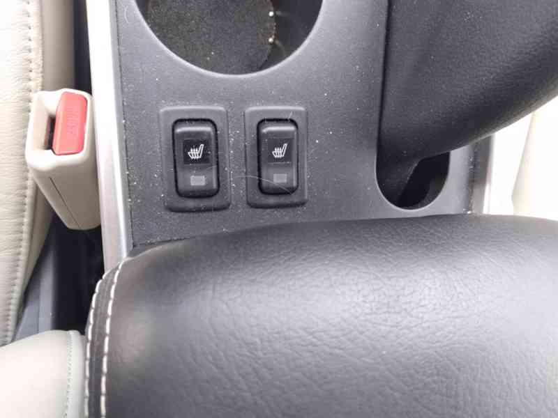 MAZDA CX-7 2.3 MZR DISI TURBO 4WD 191kW,DPH,ČR - foto 24