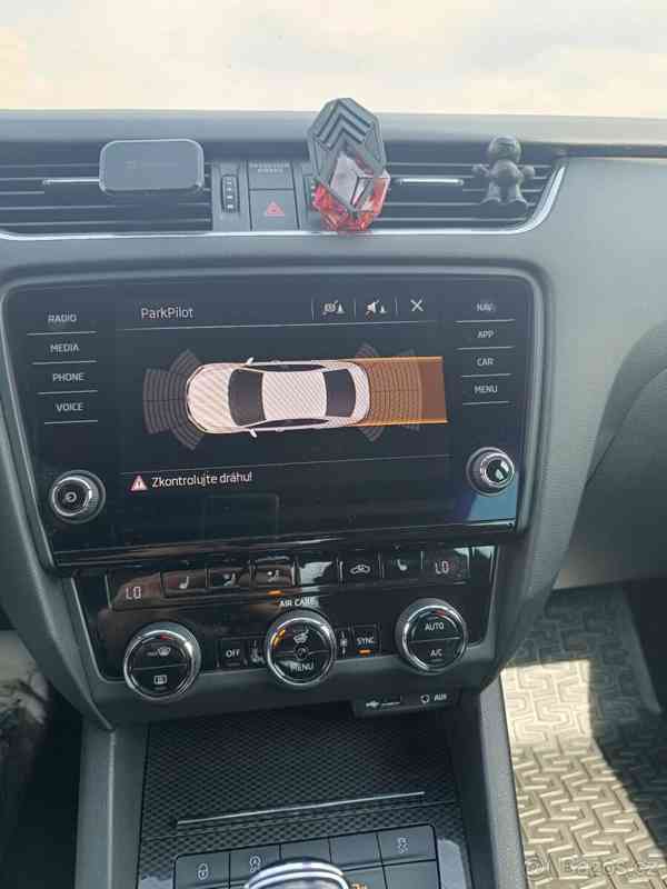 Škoda Octavia III RS - 2.0 TDI, DSG - foto 7