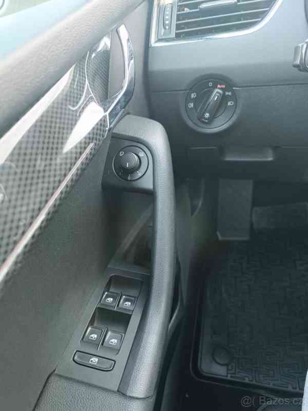 Škoda Octavia III RS - 2.0 TDI, DSG - foto 8