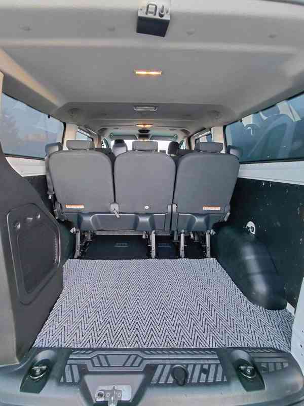 K zapůjčení mikrobus Ford 9míst - foto 3