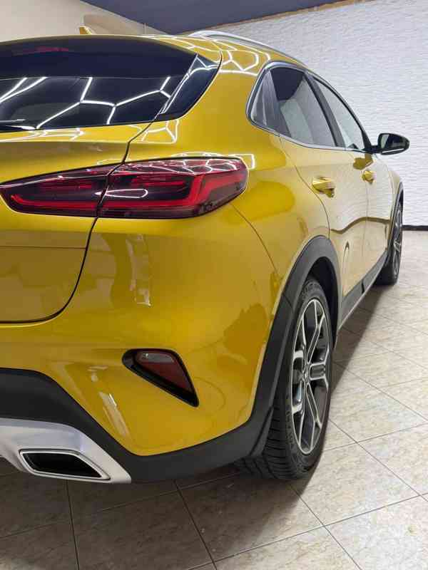 Osobní automobil KIA Xceed  - foto 7